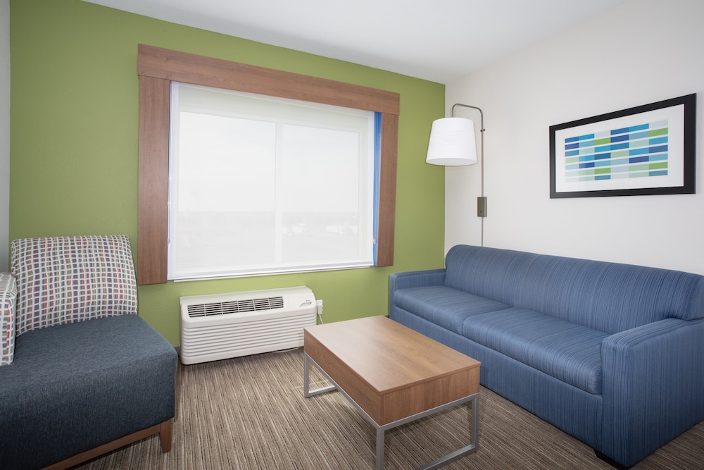 Suite, 2 Queen Beds - Photo 5