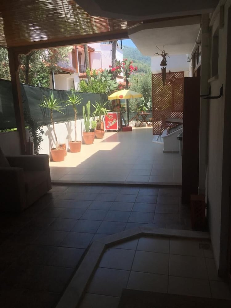Economy Double Room, Garden Area photo 3