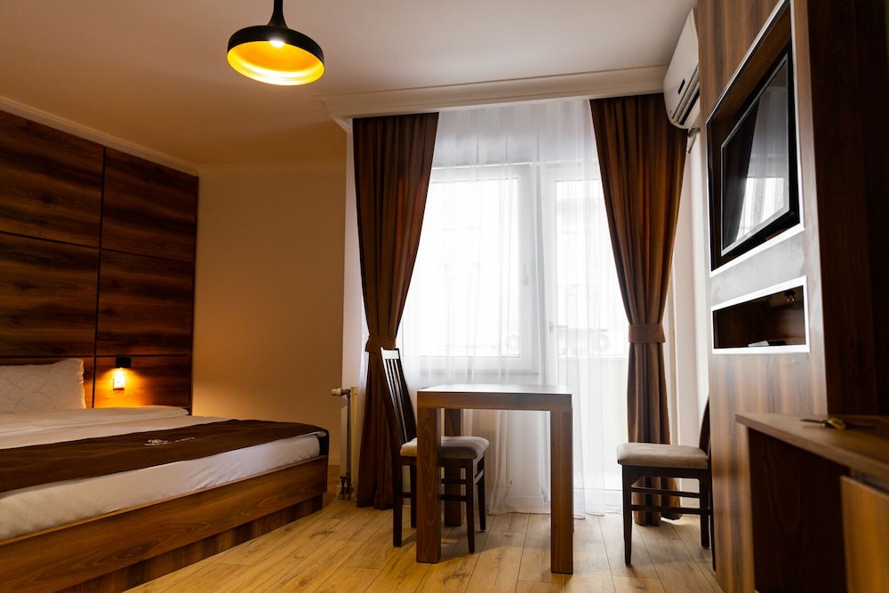 Deluxe Double Room photo 3