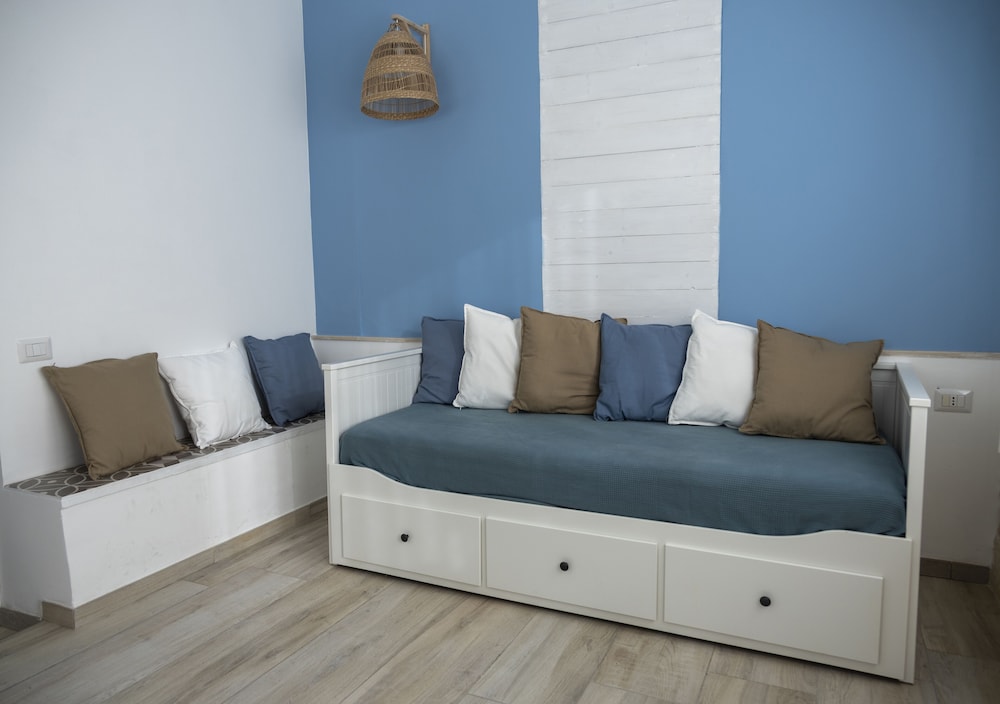 Comfort Room, Ensuite, Ground Floor photo 3