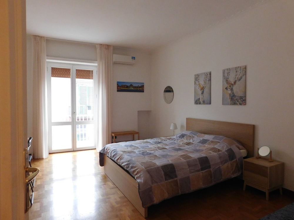 Triple Room, Balcony, City View