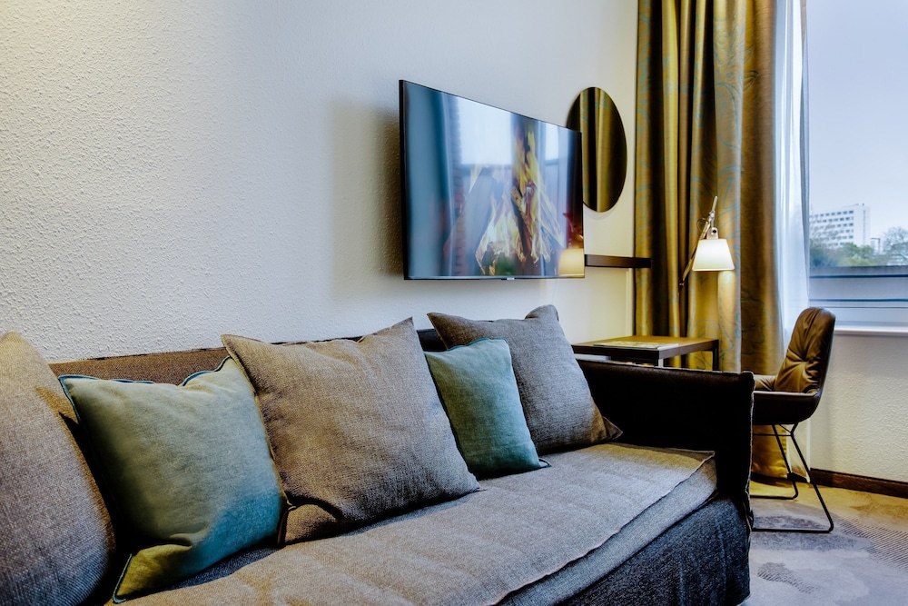 Business Room, 1 Queen Bed photo 2