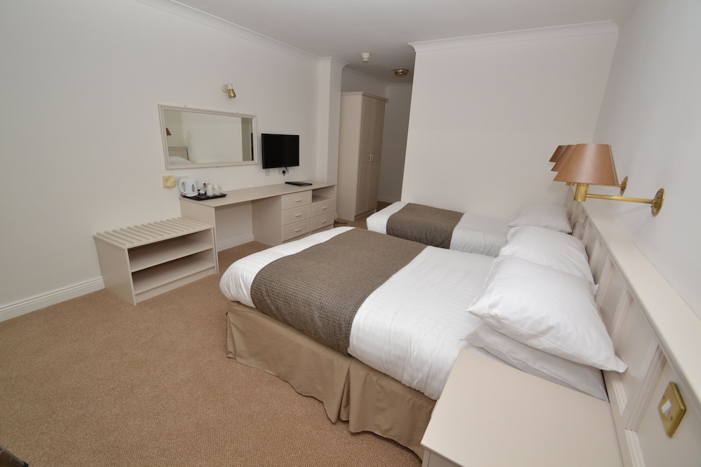 Standard Double or Twin Room photo 2
