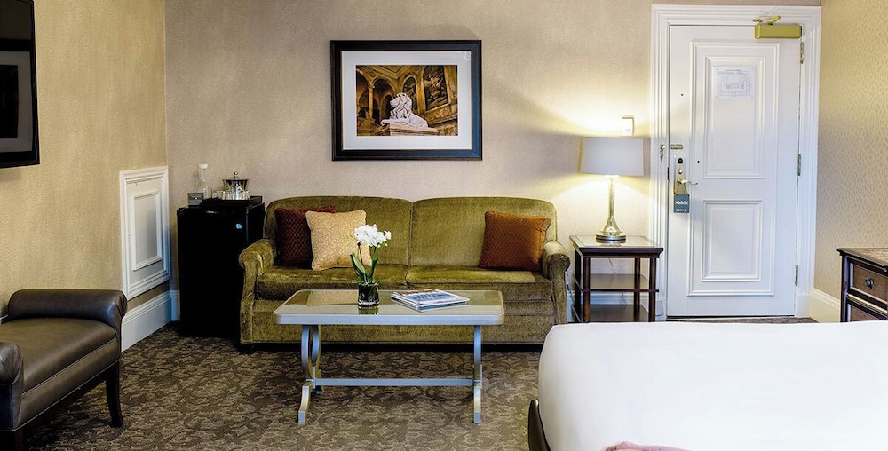 Deluxe Room, 1 King Bed