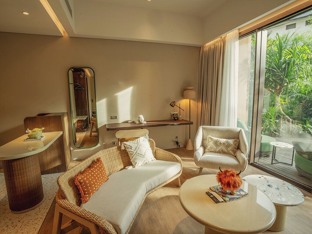 Imagi Oasis Suite Plunge Pool