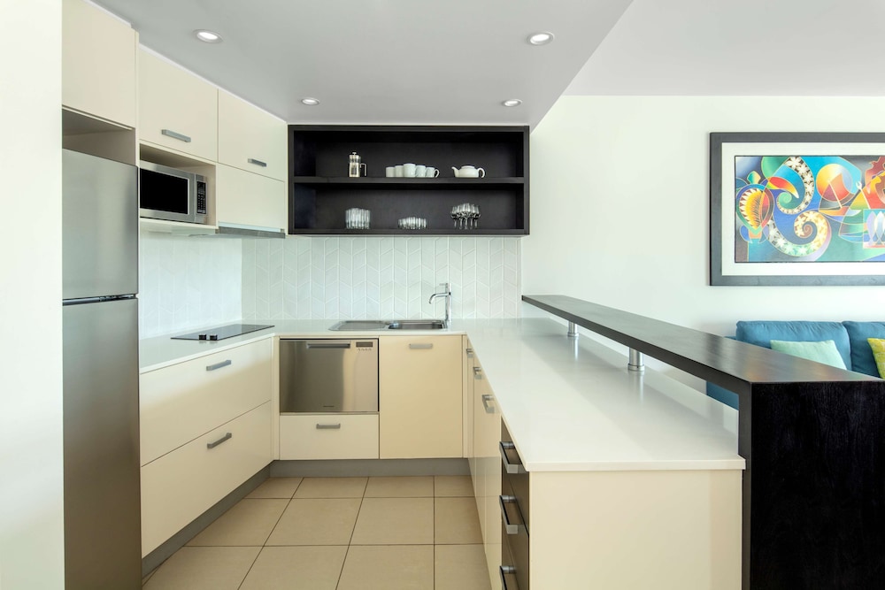 Suite, 1 Bedroom, Courtyard Area (Garden) photo 3