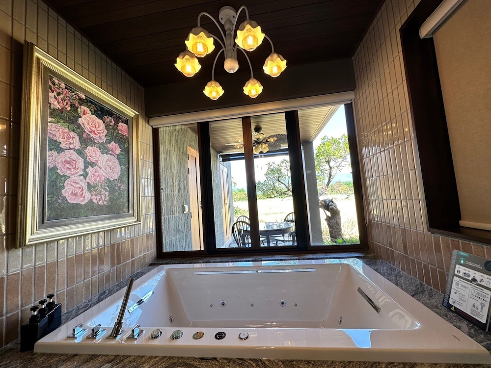 Executive Suite, Mountain View - Photo 5