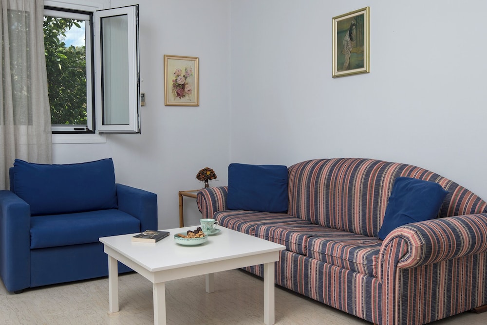 Apartment, 2 Bedrooms, Non Smoking, Pool View