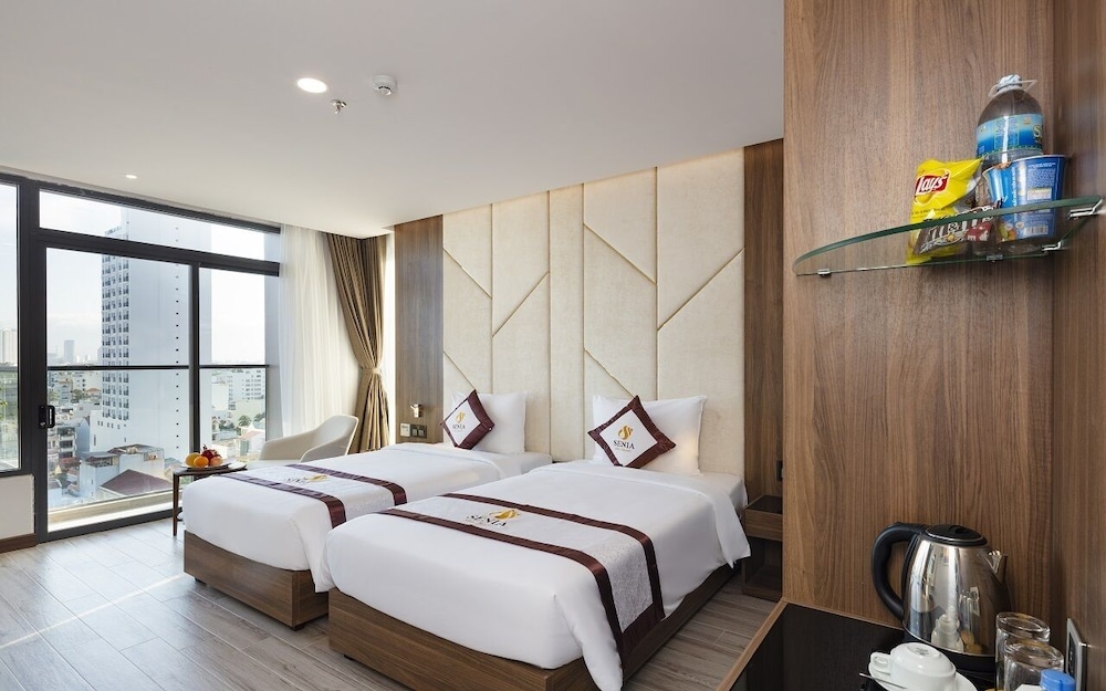 Senior Deluxe Sea Twin Room or Double Room, Balcony photo 3