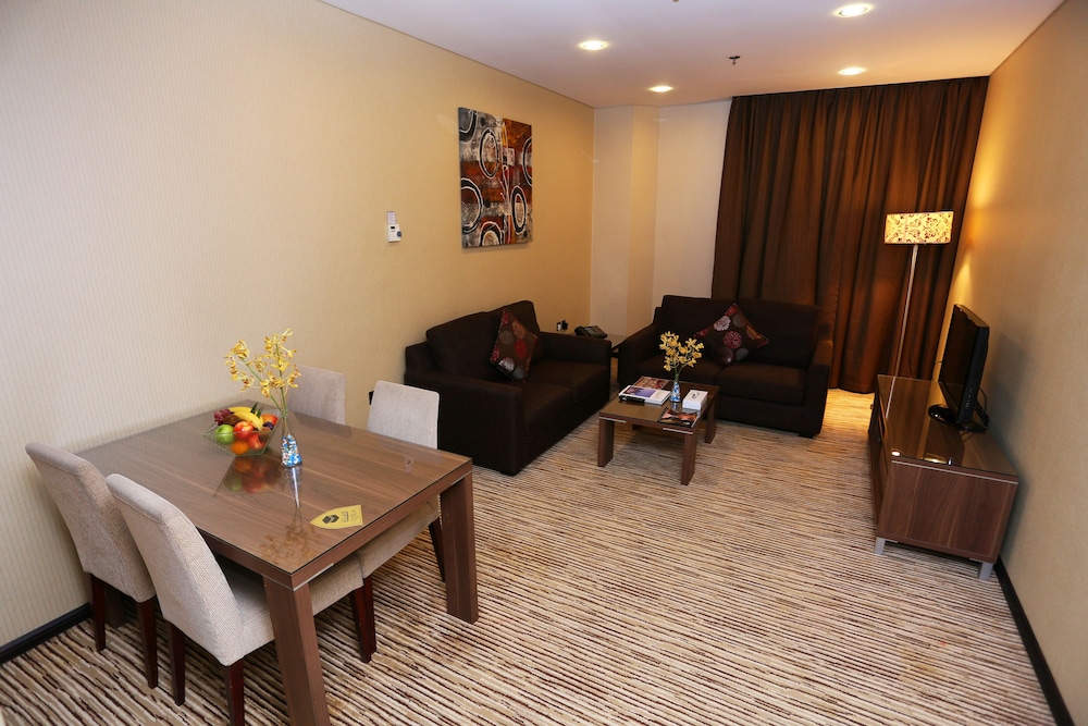 Deluxe Suite, Garden View photo 2