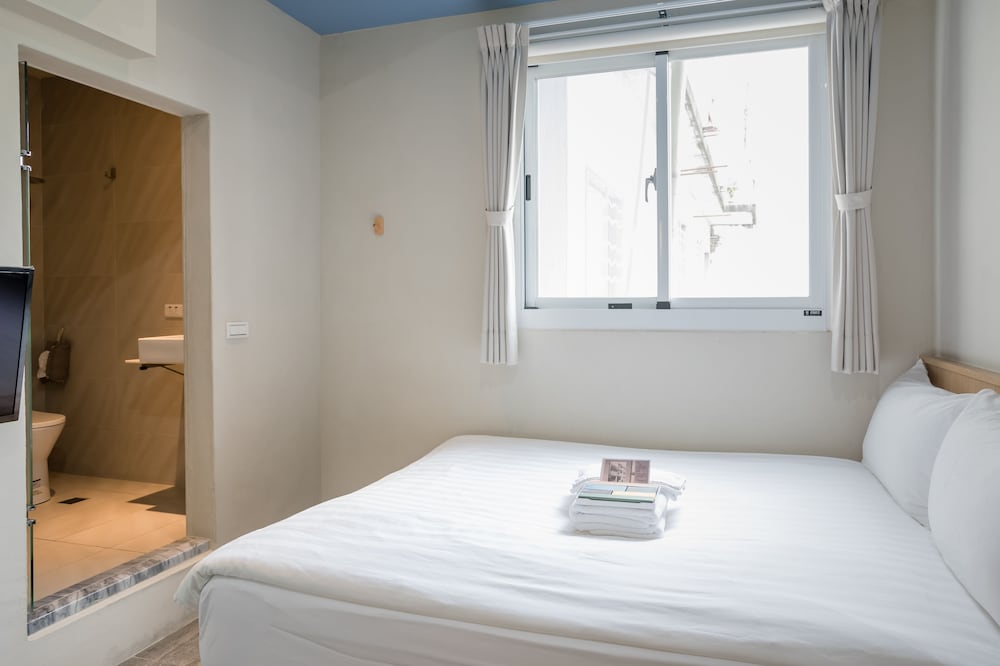 Standard Double Room, 1 Double Bed - Photo 8