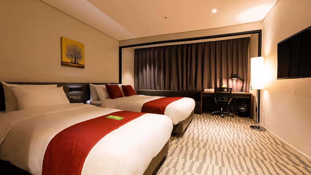 Standard Room, Multiple Beds, Non Smoking - Photo 1