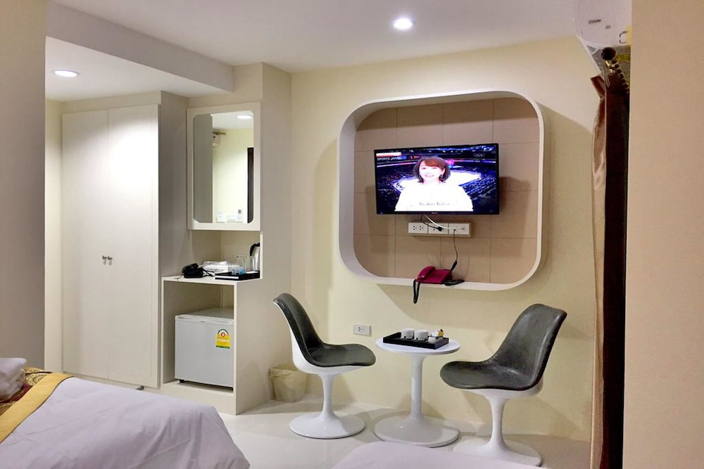 Superior Room, 2 Twin Beds photo 3