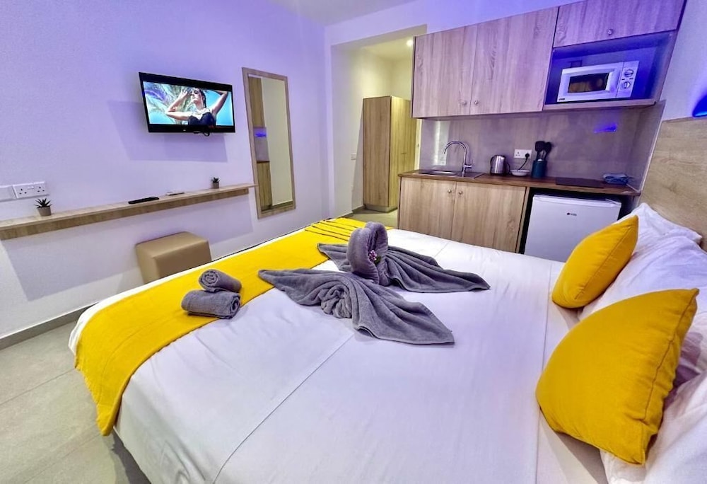 Superior Studio, Pool Access, Ground Floor photo 1