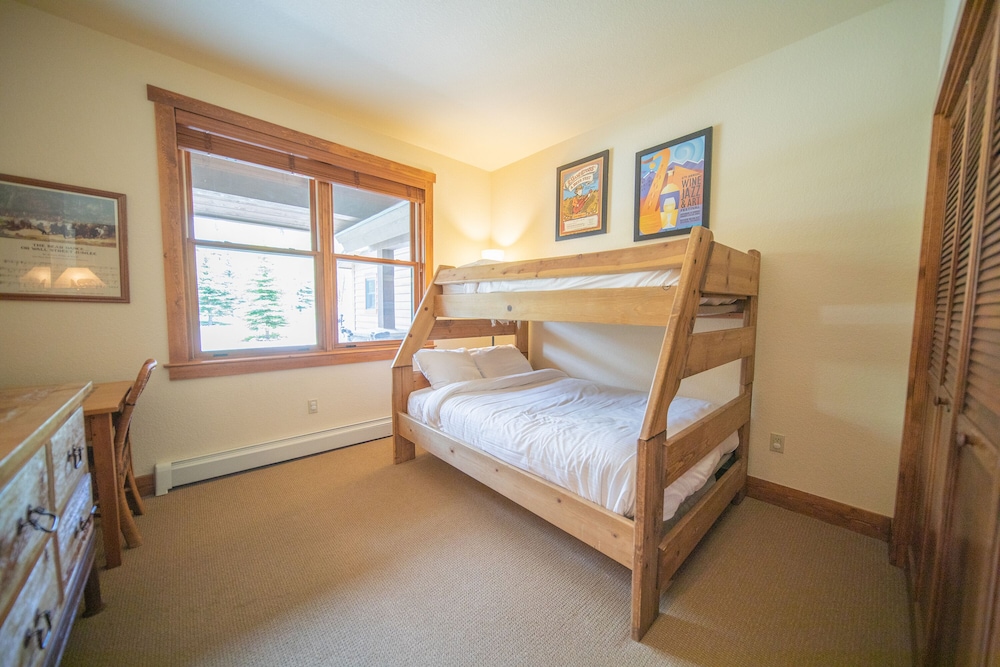 Townhome, Multiple Beds, Resort View (Red Hawk Townhomes 2352) photo 2