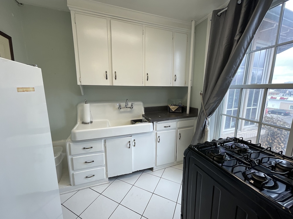 Louise Suite 22 - Photo 2