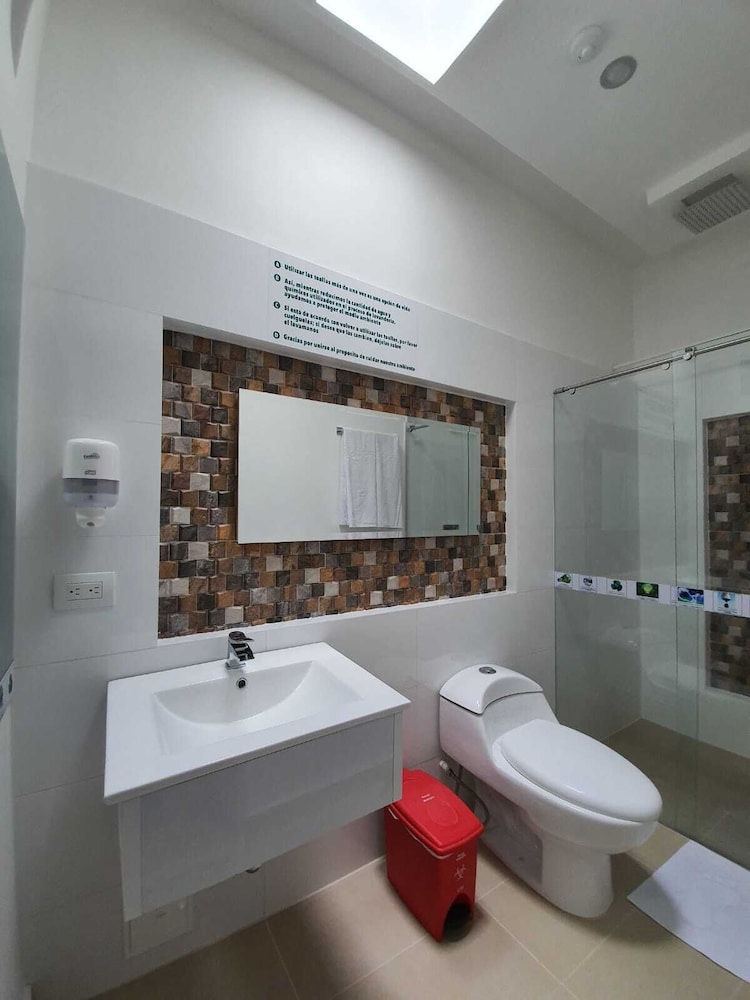 Basic Double Room photo 2
