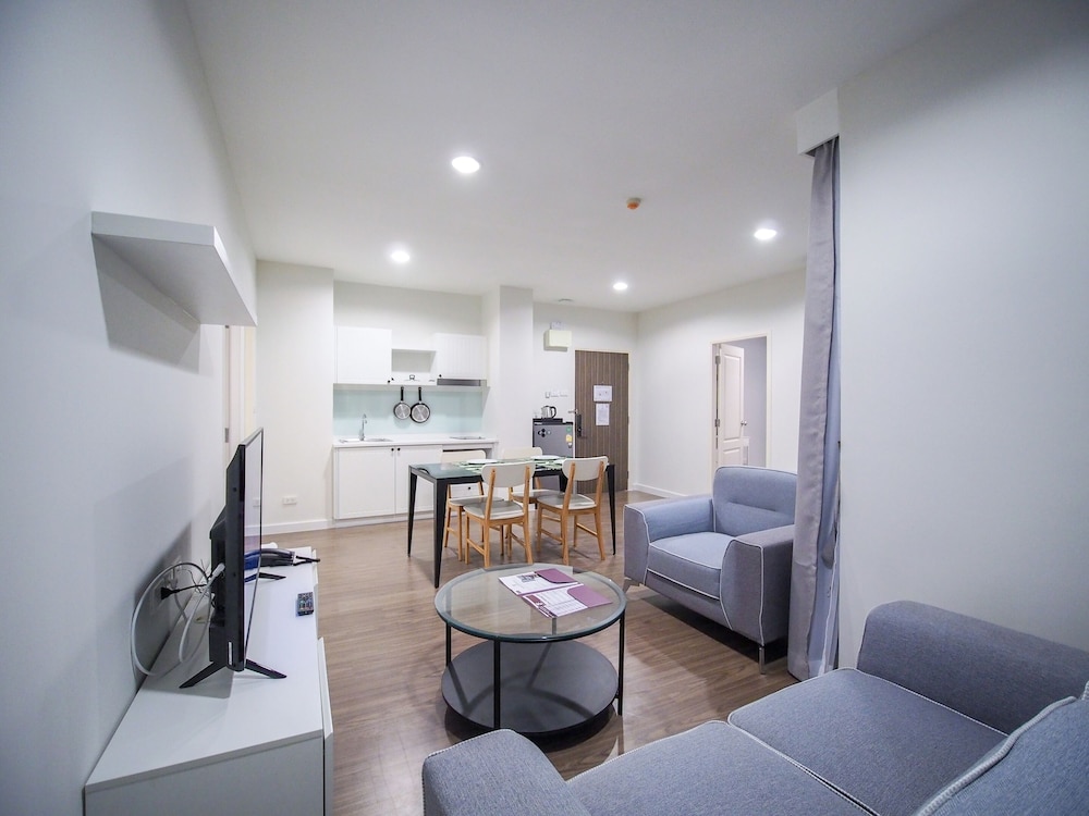 Grand Suite Two Bedroom - Photo 12