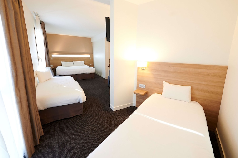 Superior Room, Multiple Beds