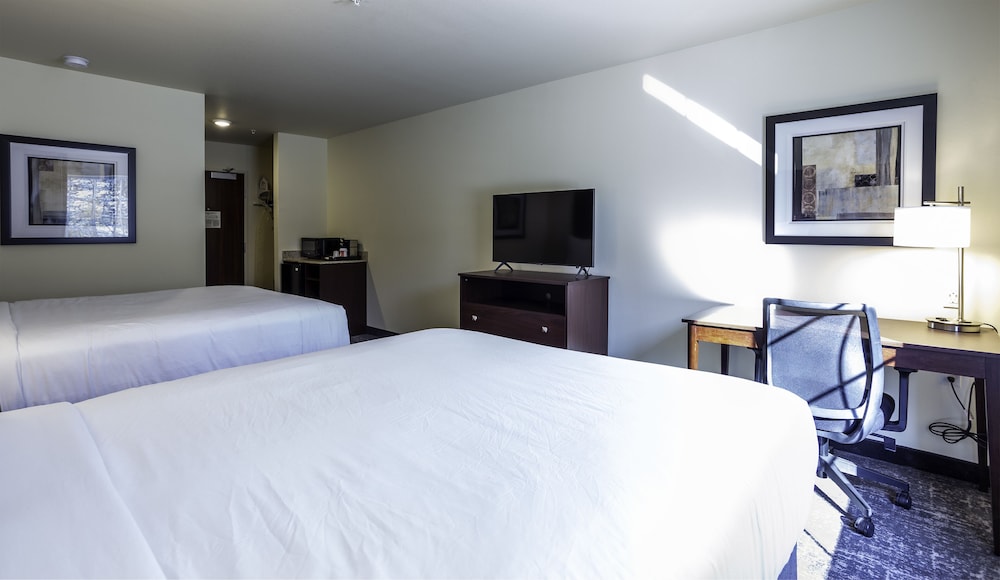 Room, 2 Queen Beds, Non Smoking - Photo 4