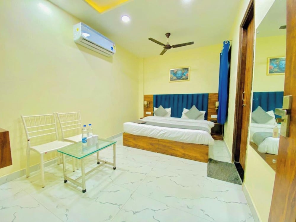 Deluxe Double Room, City View