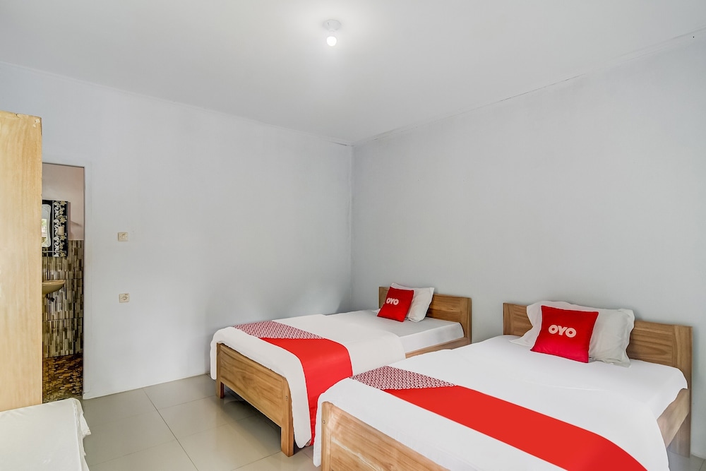 Deluxe Twin Room photo 3