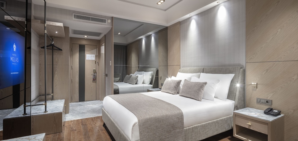 Deluxe Double Room - Photo 5