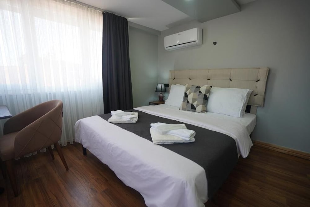 Standard Double or Twin Room, 1 Queen Bed, Sea View photo 3