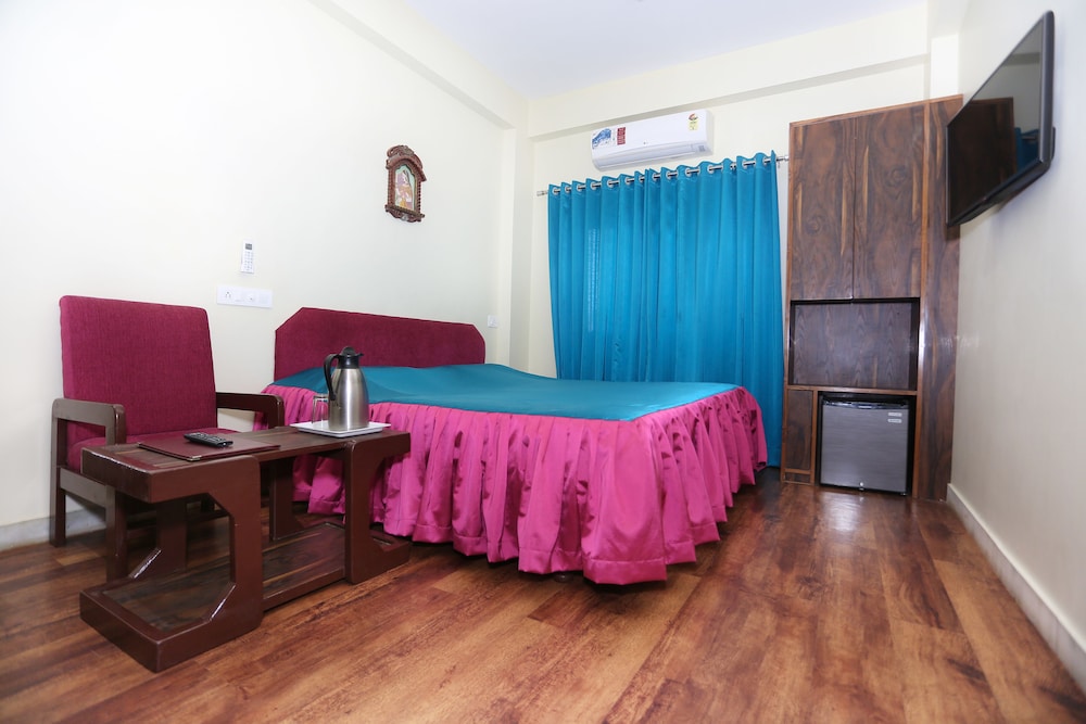Deluxe Room - Photo 8