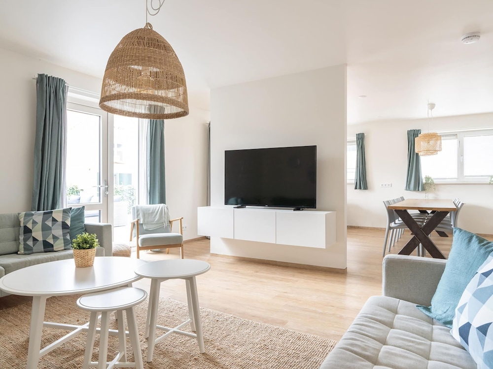 Elite Apartment, Multiple Bedrooms photo 2