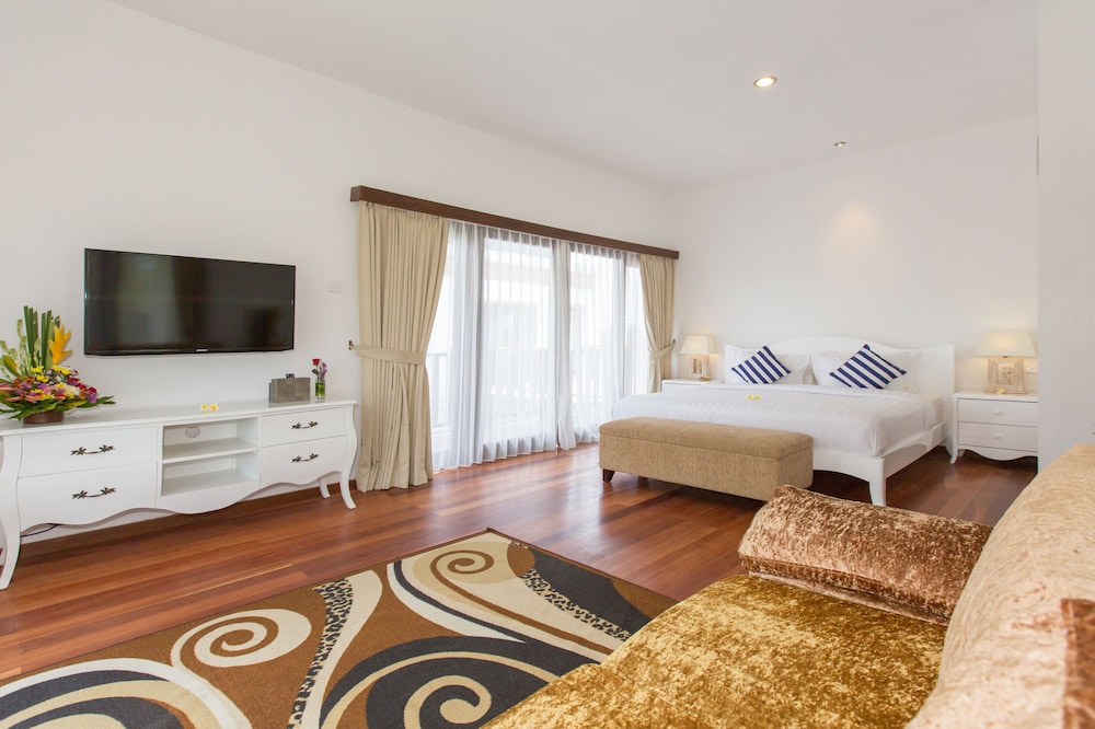 Family Villa, 3 Bedrooms, Private Pool, Garden View photo 3
