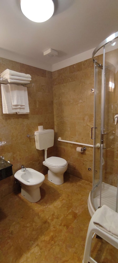 Superior Room, Multiple Beds