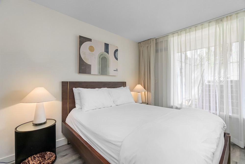 Room - Photo 4