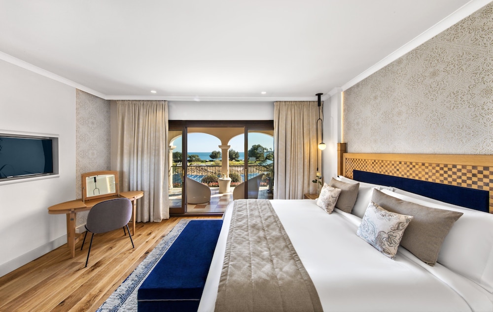 St. Regis 1 Bedroom Residence Suite, 1 King Bed