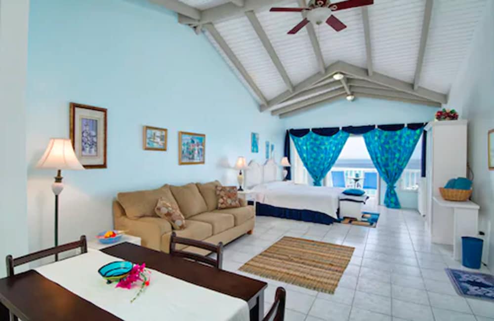 Single Room (Palm Tree) photo 1