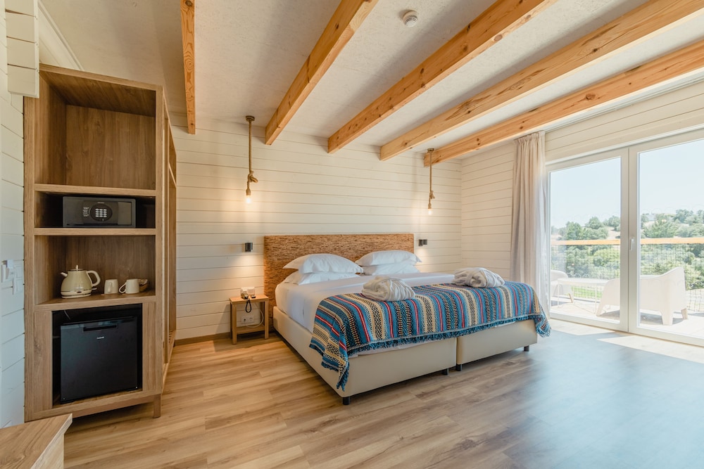 Traditional Double or Twin Room - Photo 1
