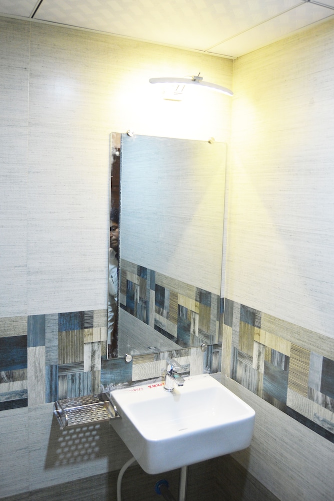 Deluxe Twin Room photo 2