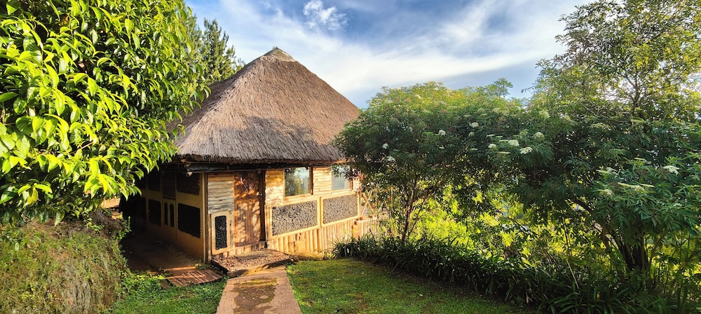 Traditional Cottage photo 1