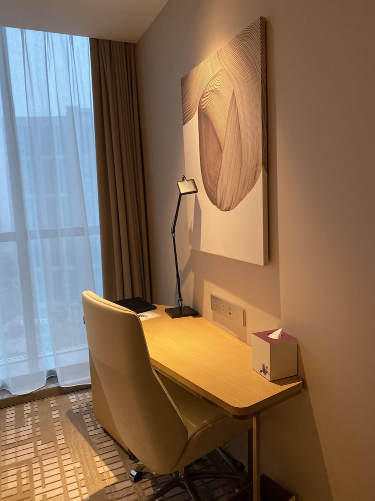 Standard King Room - Photo 1
