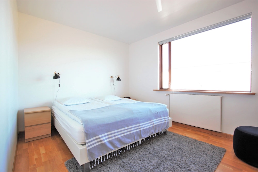 House (87230) photo 1