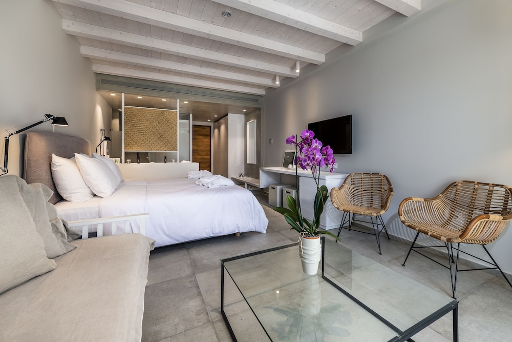 Junior Suite, Ground Floor