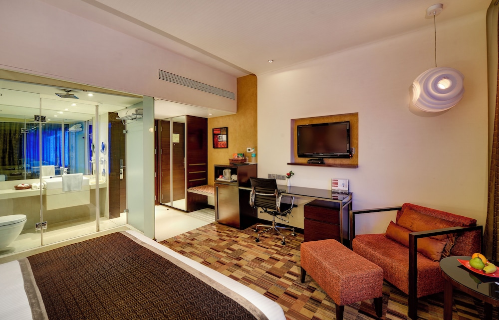 Superior Room, 1 King Bed