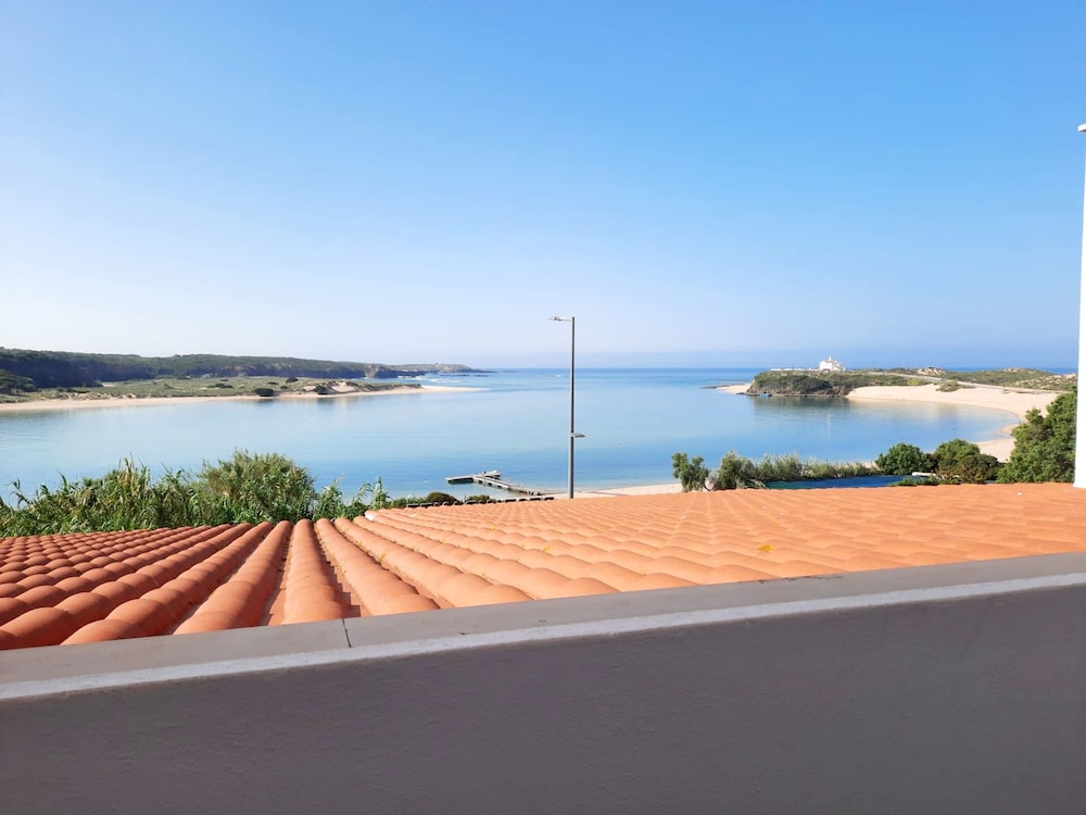 Twin Room, Balcony, Sea View photo 2