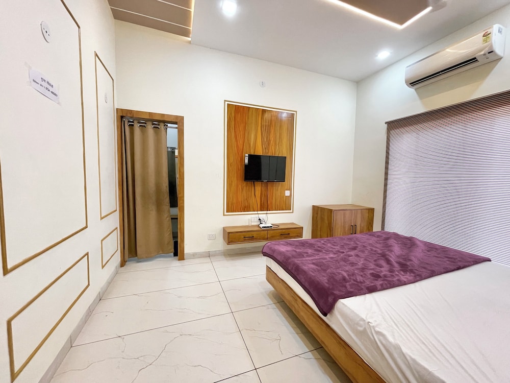 Deluxe Triple Room photo 3