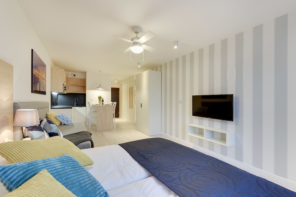 Standard Apartment, Multiple Beds, Kitchenette, River View, photo 6