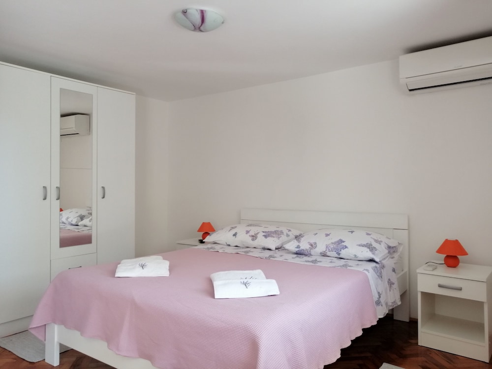 Apartment (A1) photo 3