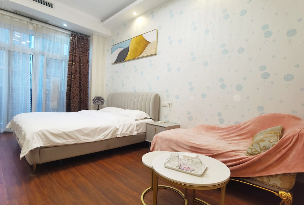 Superior Double Room (Limited To Guests Holding China Resident Identity Card) photo 3