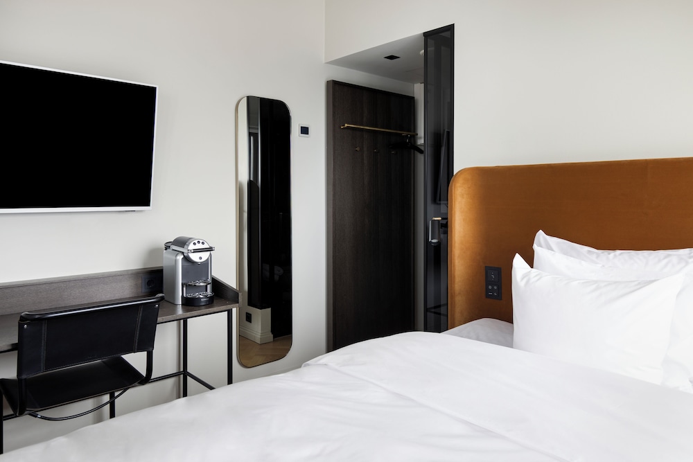 Single Room (Solo Up, with view) - Photo 8