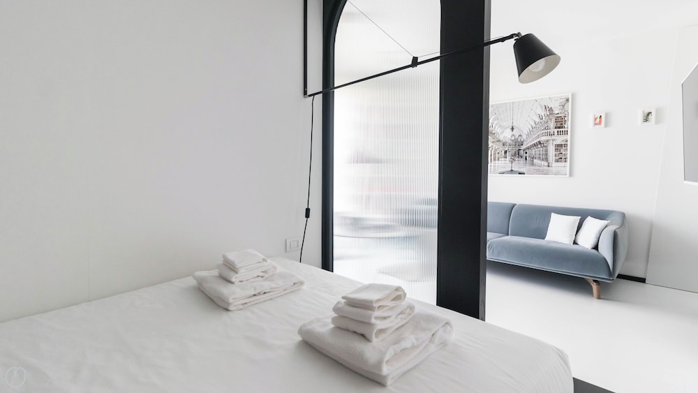 Apartment (1 Bedroom)