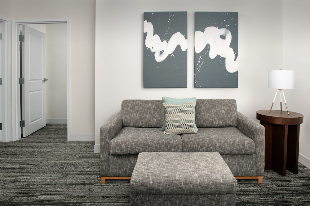 Suite, 1 Bedroom photo 1